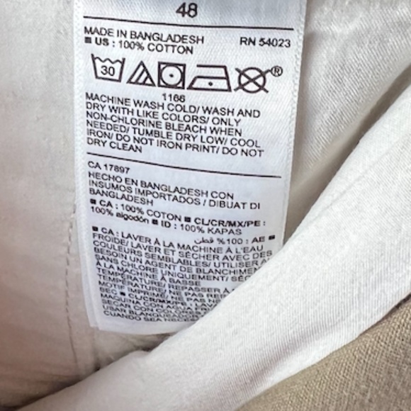 NWT: old navy Straight Lived-In Khaki Non-Stretch Shorts for Men (48) - Picture 13 of 13